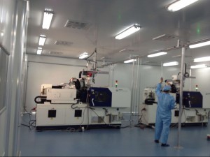 百級(jí)電子車(chē)間凈化工程